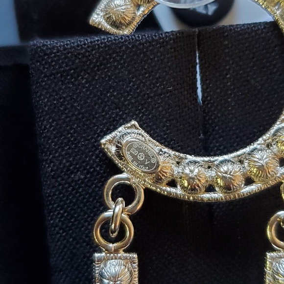 *SOLD*  CHANEL Crystal Letter Earrings - Picture 4 of 6